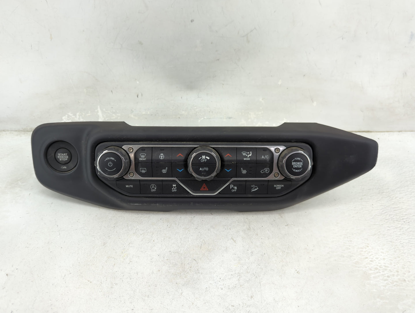 2021-2022 Jeep Wrangler Climate Control Module Temperature AC/Heater Replacement P/N:P6SX70DX9AA Fits Fits 2021 2022 OEM Use