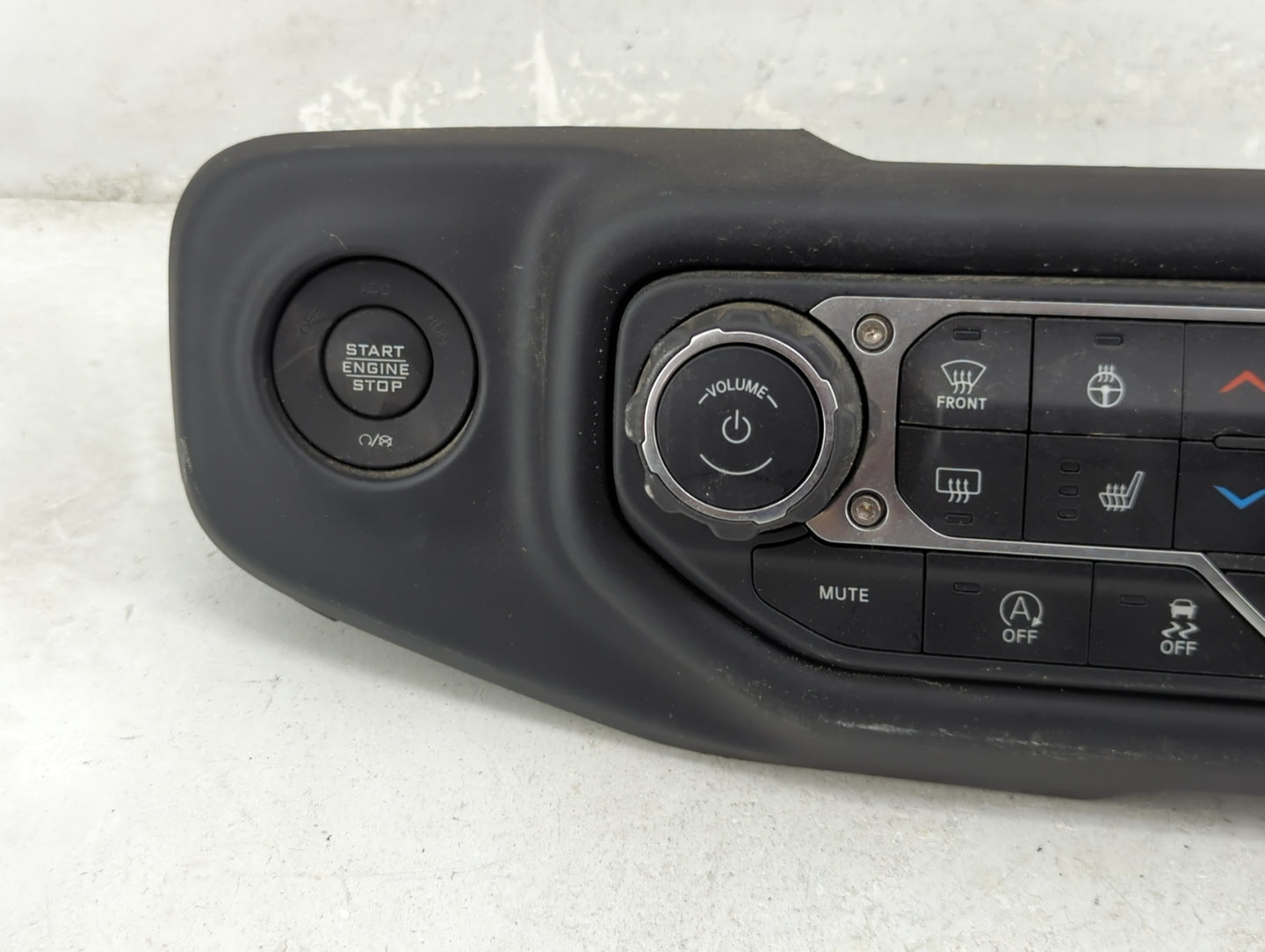 2021-2022 Jeep Wrangler Climate Control Module Temperature AC/Heater Replacement P/N:P6SX70DX9AA Fits Fits 2021 2022 OEM Use