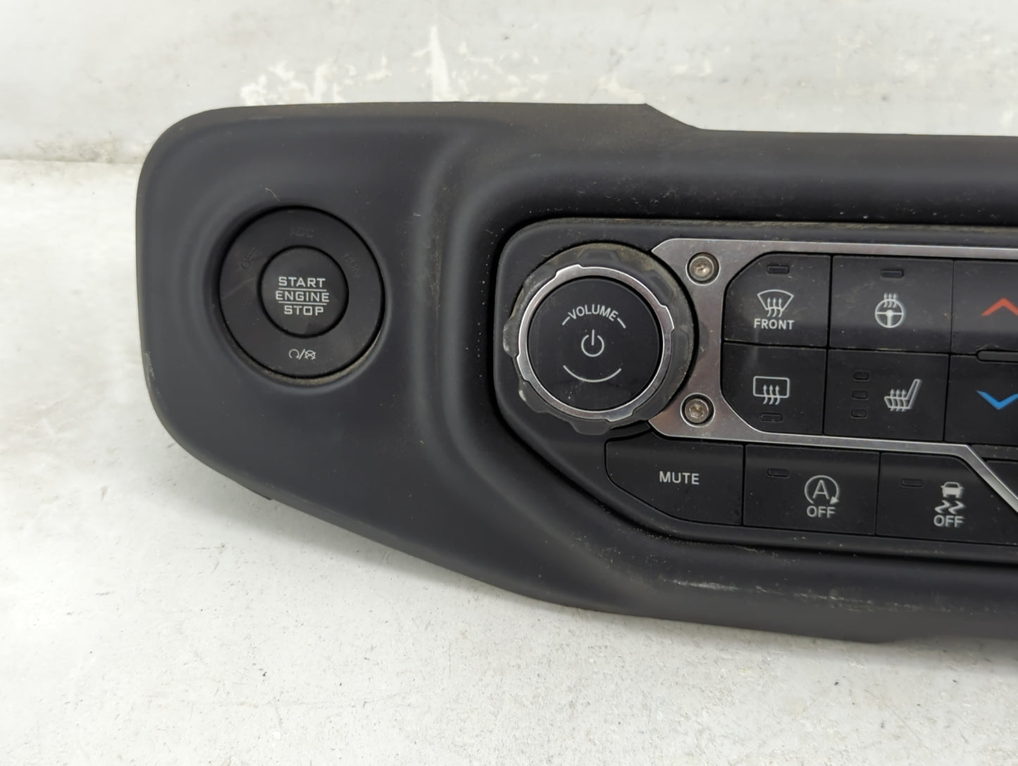 2021-2022 Jeep Wrangler Climate Control Module Temperature AC/Heater Replacement P/N:P6SX70DX9AA Fits Fits 2021 2022 OEM Use