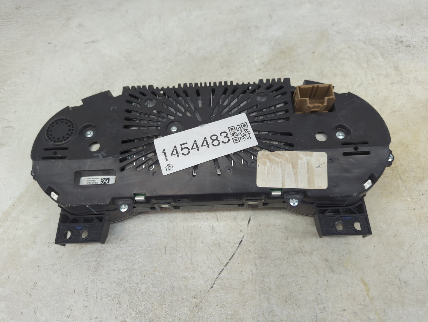 2021 Jeep Wrangler Instrument Cluster Speedometer Gauges P/N:P68499481AD Miles: Fits OEM Used Auto Parts - Oemusedautoparts1