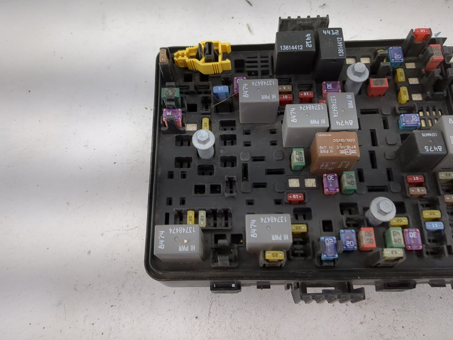 2021 Jeep Wrangler Fusebox Fuse Box Panel Relay Module P/N:13814412 13748474, 13748475 Fits OEM Used Auto Parts - Oemusedaut