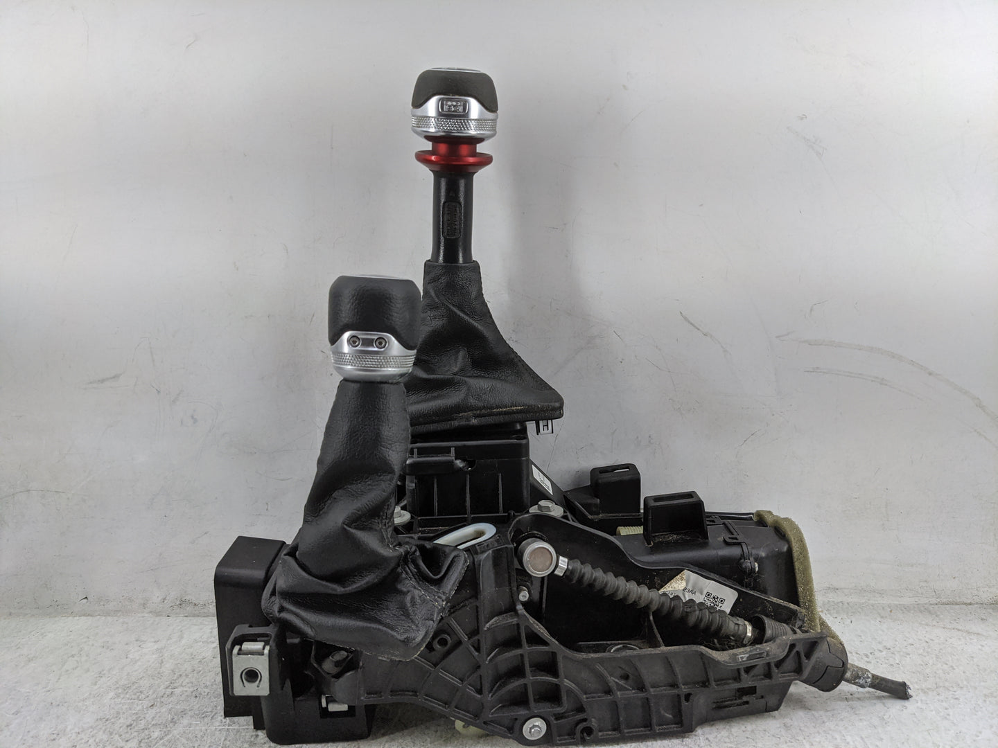 2021 Jeep Wrangler Floor Console Assembly Shifter - Oemusedautoparts1.com