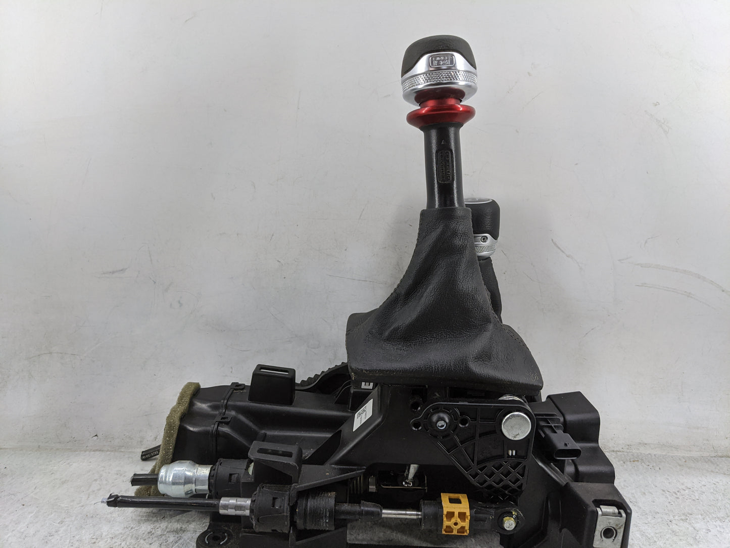 2021 Jeep Wrangler Floor Console Assembly Shifter - Oemusedautoparts1.com