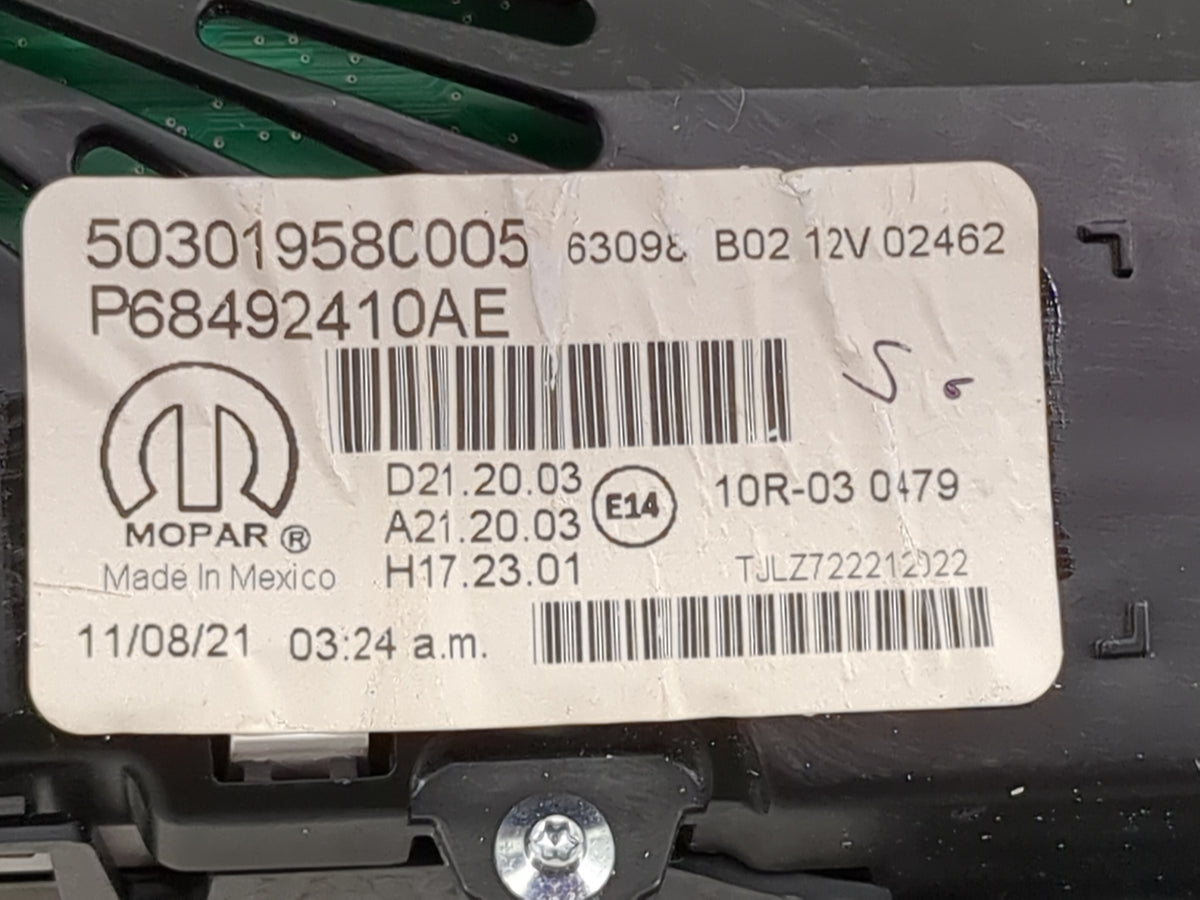 2021 Jeep Wrangler Instrument Cluster Speedometer Gauges P/N:50301958C005 P68492410AE Miles: Fits OEM Used Auto Parts - Oemu