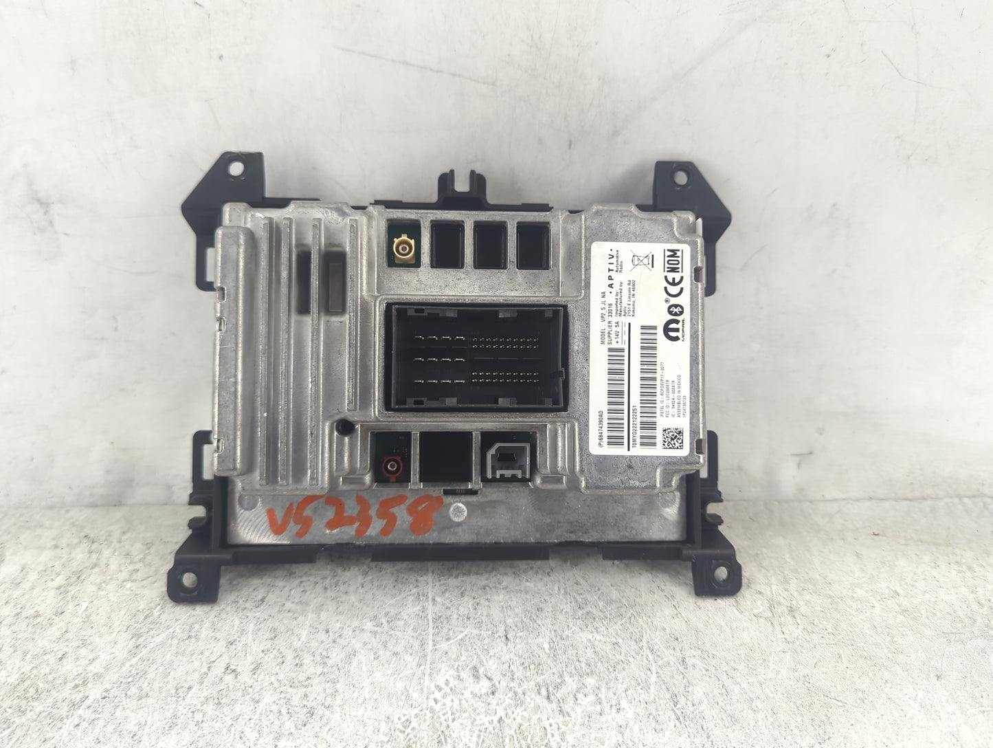 2021 Jeep Wrangler Radio AM FM Cd Player Receiver Replacement P/N:68474390AD L2C0068TR, 3432A-0068TR Fits OEM Used Auto Part