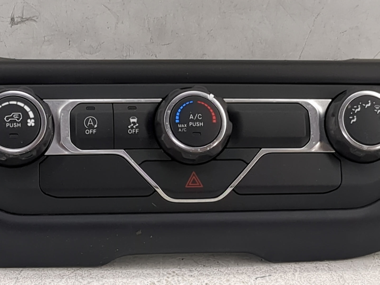 2021-2022 Jeep Wrangler Climate Control Module Temperature AC/Heater Replacement P/N:P7BU63DX9AB Fits Fits 2021 2022 OEM Use