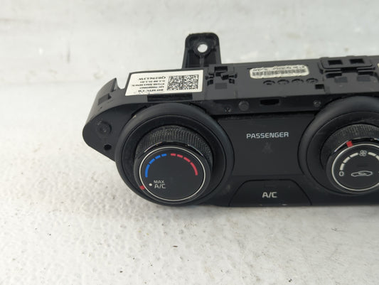 2019-2021 Kia Forte Climate Control Module Temperature AC/Heater Replacement P/N:97250-M6130WK Fits Fits 2019 2020 2021 OEM Used Auto Parts