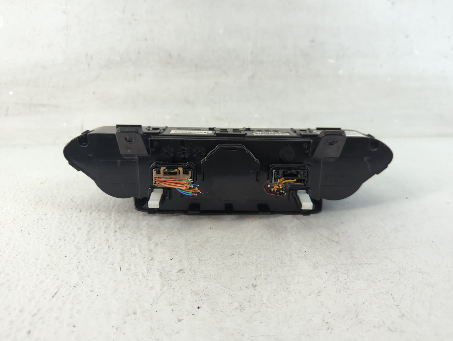 2019-2021 Kia Forte Climate Control Module Temperature AC/Heater Replacement P/N:97250-M6130WK Fits Fits 2019 2020 2021 OEM 