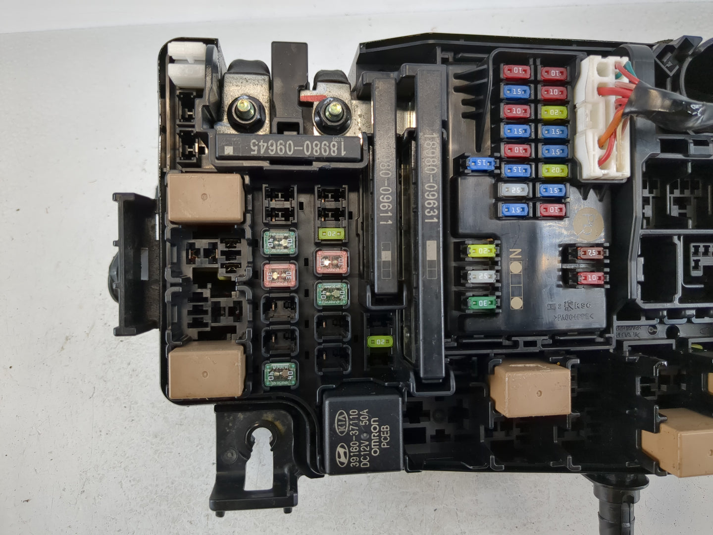 2021 Kia Forte Fusebox Fuse Box Panel Relay Module P/N:91431 M7052 Fits OEM Used Auto Parts - Oemusedautoparts1.com