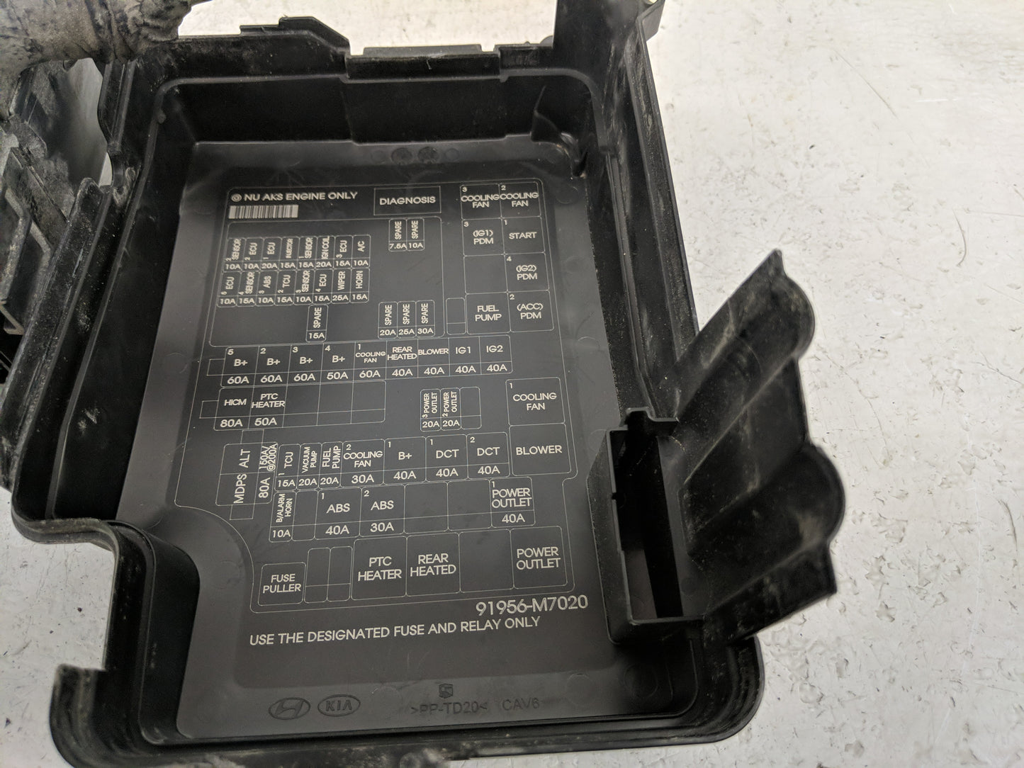 2021 Kia Forte Fusebox Fuse Box Panel Relay Module P/N:4220828012 P078LA52, 91431 M7052 Fits OEM Used Auto Parts - Oemusedau