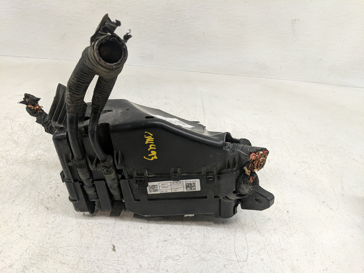 2021 Kia Forte Fusebox Fuse Box Panel Relay Module P/N:4220828012 P078LA52, 91431 M7052 Fits OEM Used Auto Parts - Oemusedau