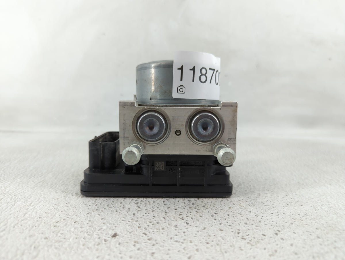 2019-2021 Kia Forte Anti-Lock Brake ABS Pump Module Actuator OEM P/N:58900-M7260 Fits Fits 2019 2020 2021 OEM Used Auto Part