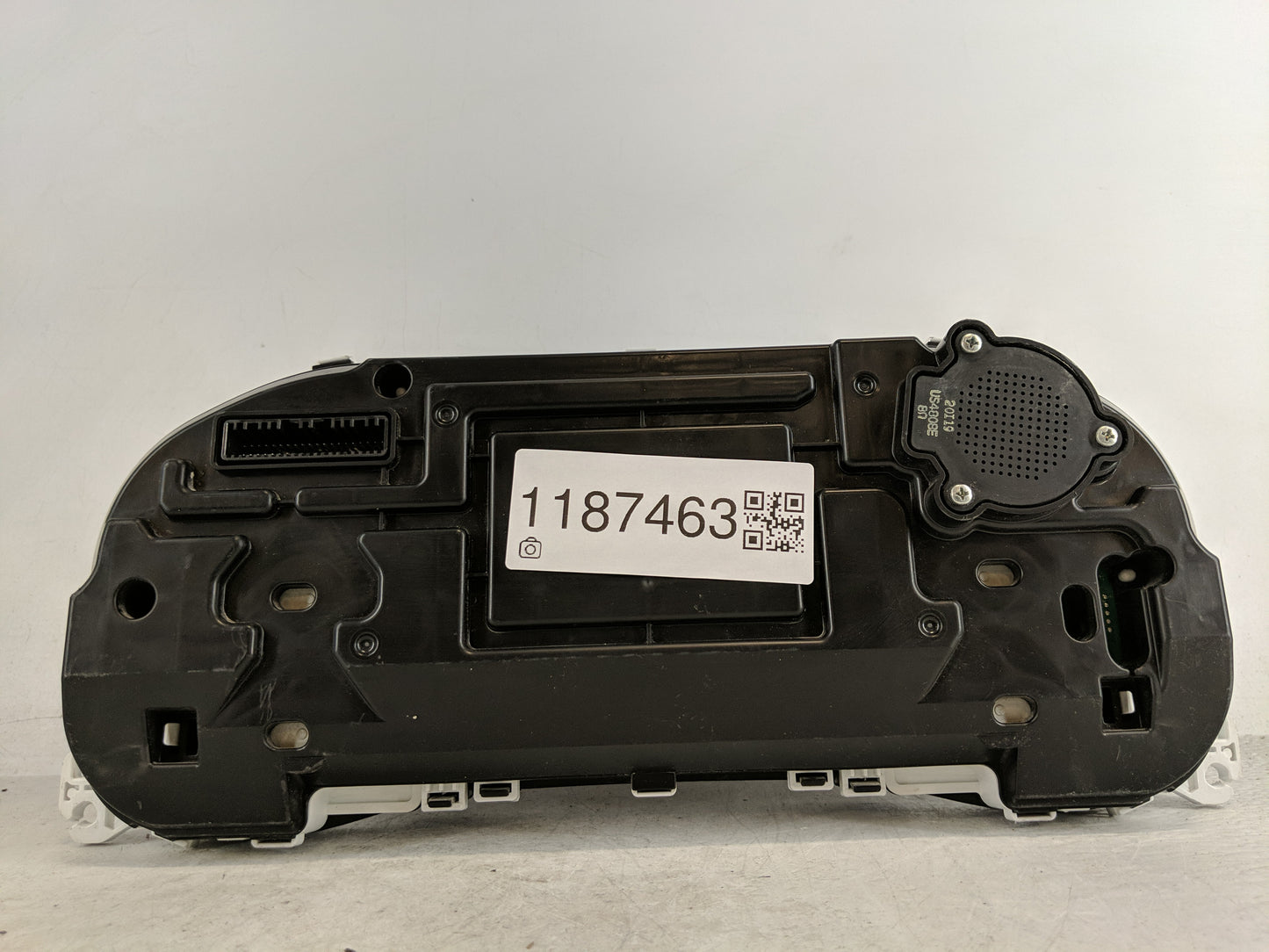 2019-2021 Kia Forte Instrument Cluster Speedometer Gauges P/N:94011-M7430 Fits Fits 2019 2020 2021 OEM Used Auto Parts - Oem