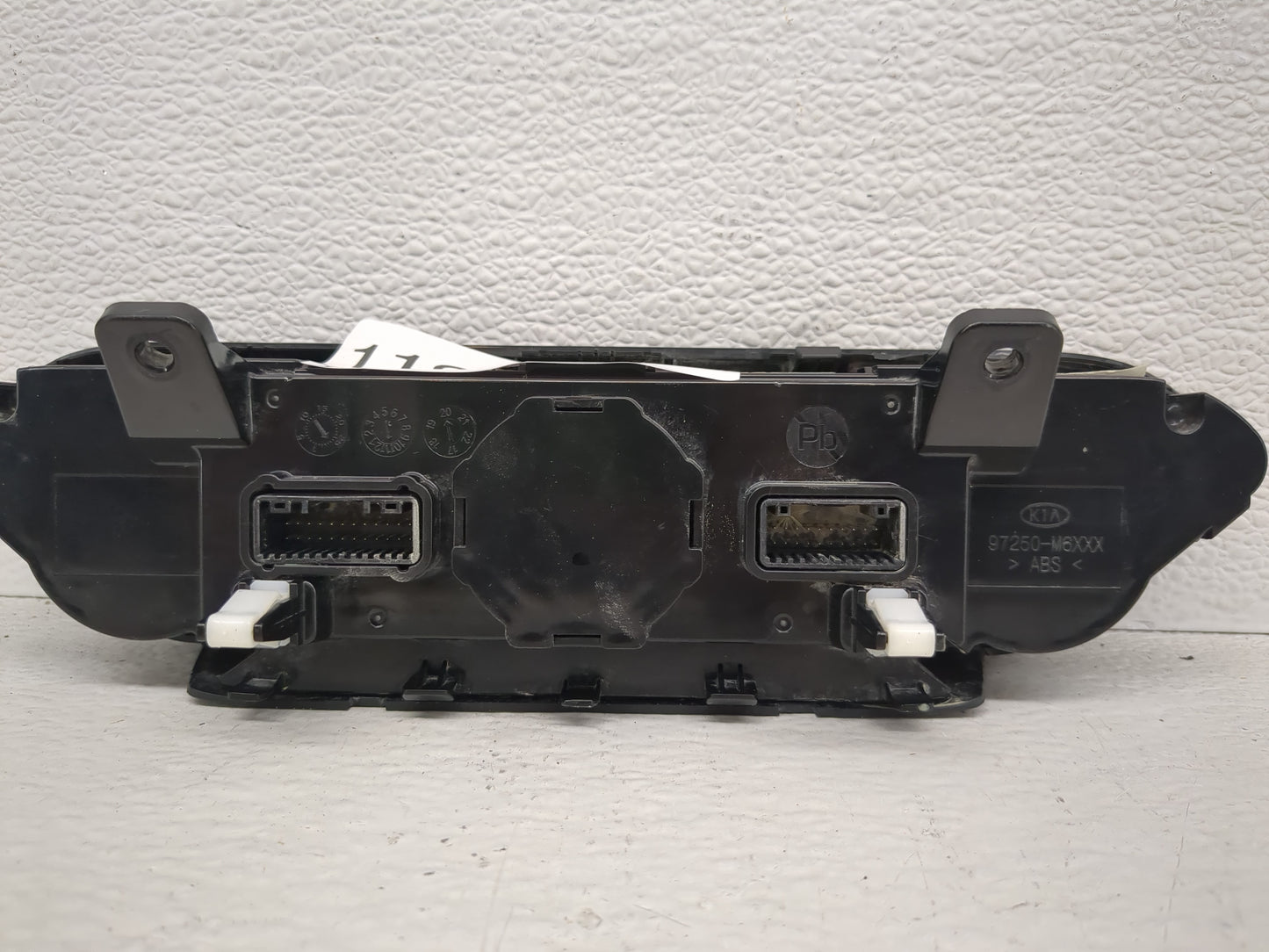 2019-2021 Kia Forte Climate Control Module Temperature AC/Heater Replacement P/N:97250-M6130WK Fits Fits 2019 2020 2021 OEM 