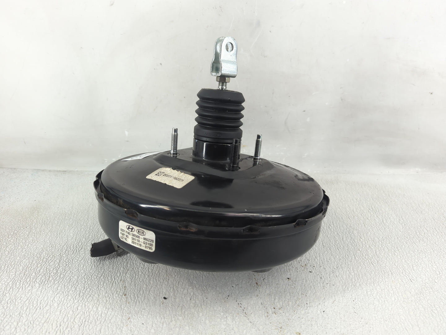 2019-2022 Kia Forte Power Brake Booster Oem 1220764 - Oemusedautoparts1.com