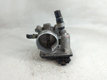 2017-2022 Kia Forte Throttle Body P/N:5833 01E15 35100-2B340 Fits Fits 2015 2016 2017 2018 2019 2020 2021 2022 OEM Used Auto