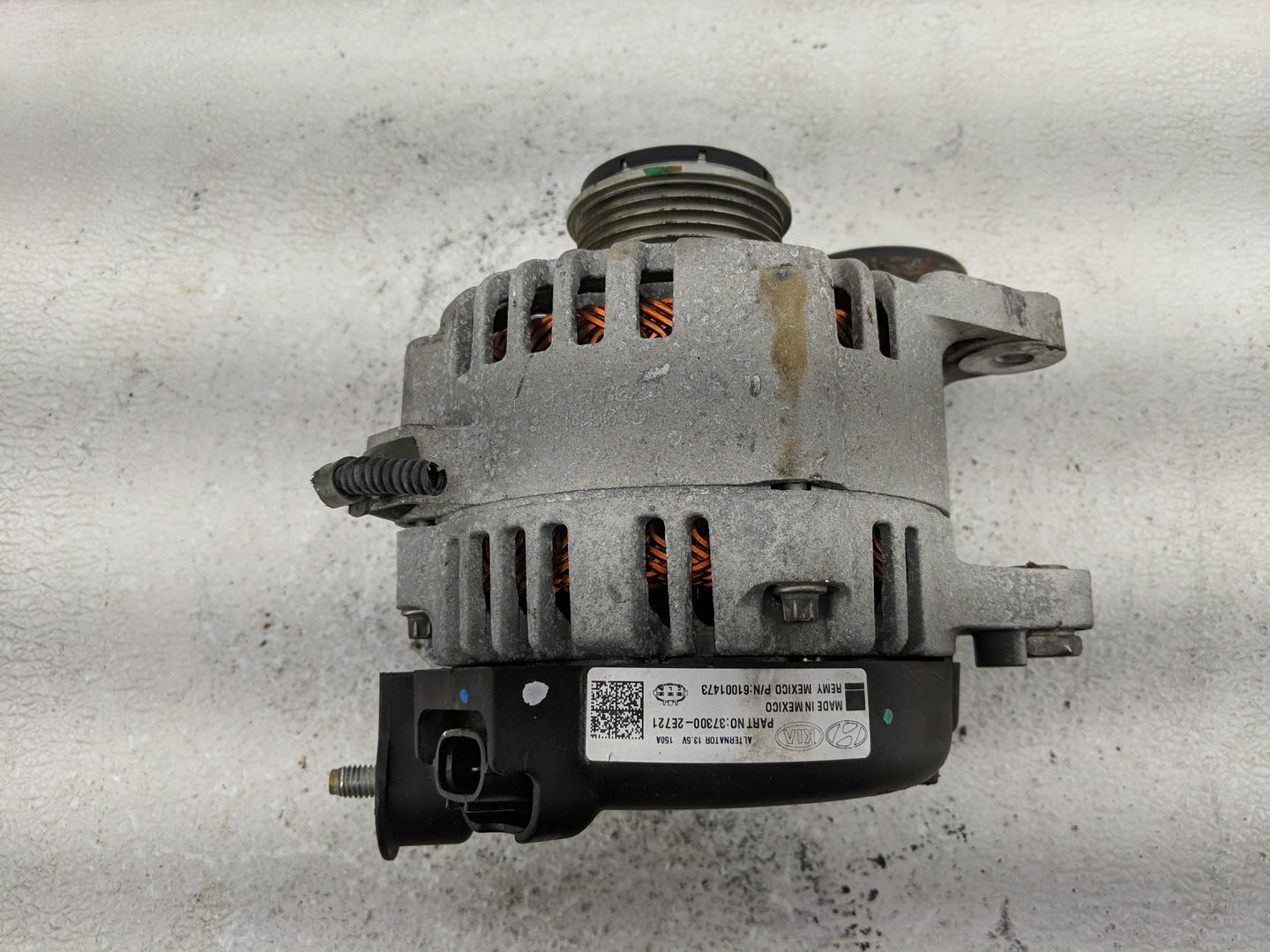 2017-2022 Kia Forte Alternator Replacement Generator Charging Assembly Engine OEM P/N:37300-2E721 Fits OEM Used Auto Parts -