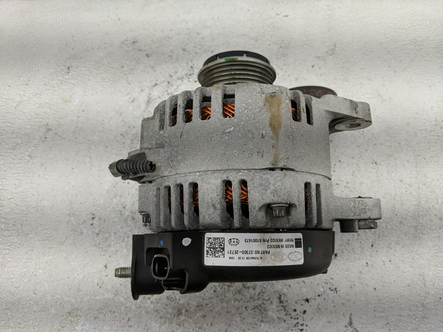 2017-2022 Kia Forte Alternator Replacement Generator Charging Assembly Engine OEM P/N:37300-2E721 Fits OEM Used Auto Parts -