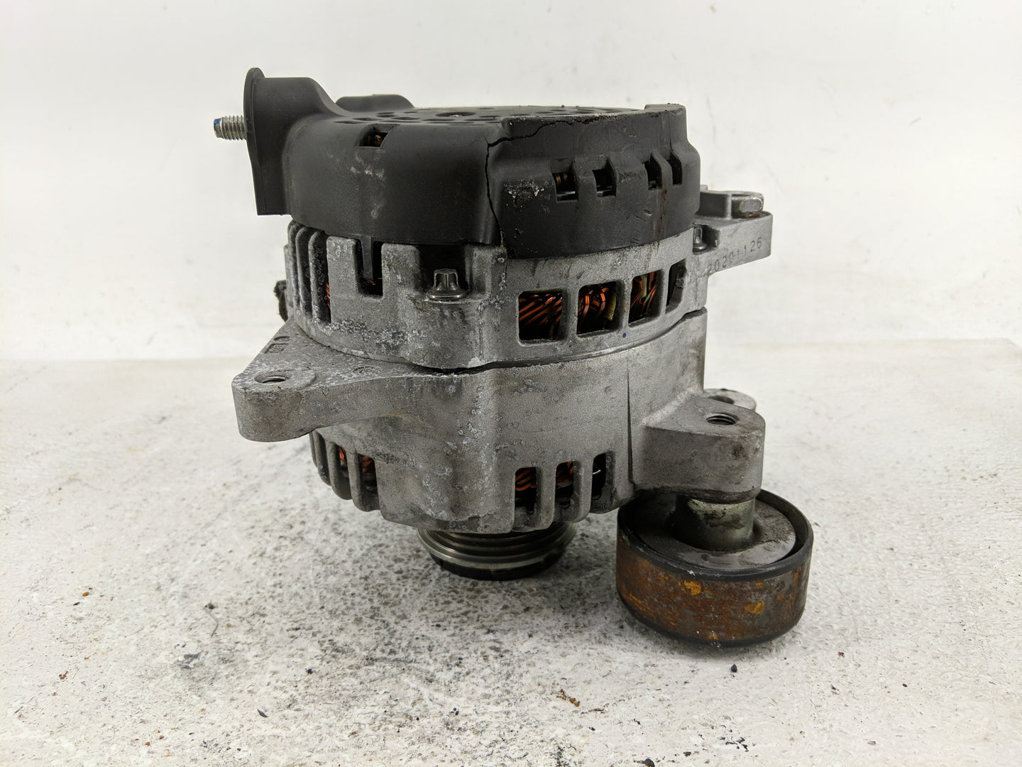 2017-2022 Kia Forte Alternator Replacement Generator Charging Assembly Engine OEM P/N:37300-2E721 Fits OEM Used Auto Parts -
