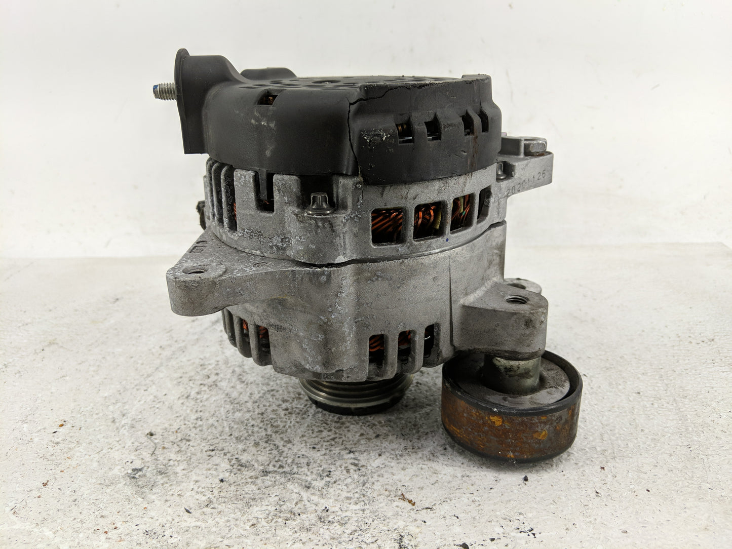 2017-2022 Kia Forte Alternator Replacement Generator Charging Assembly Engine OEM P/N:37300-2E721 Fits OEM Used Auto Parts -