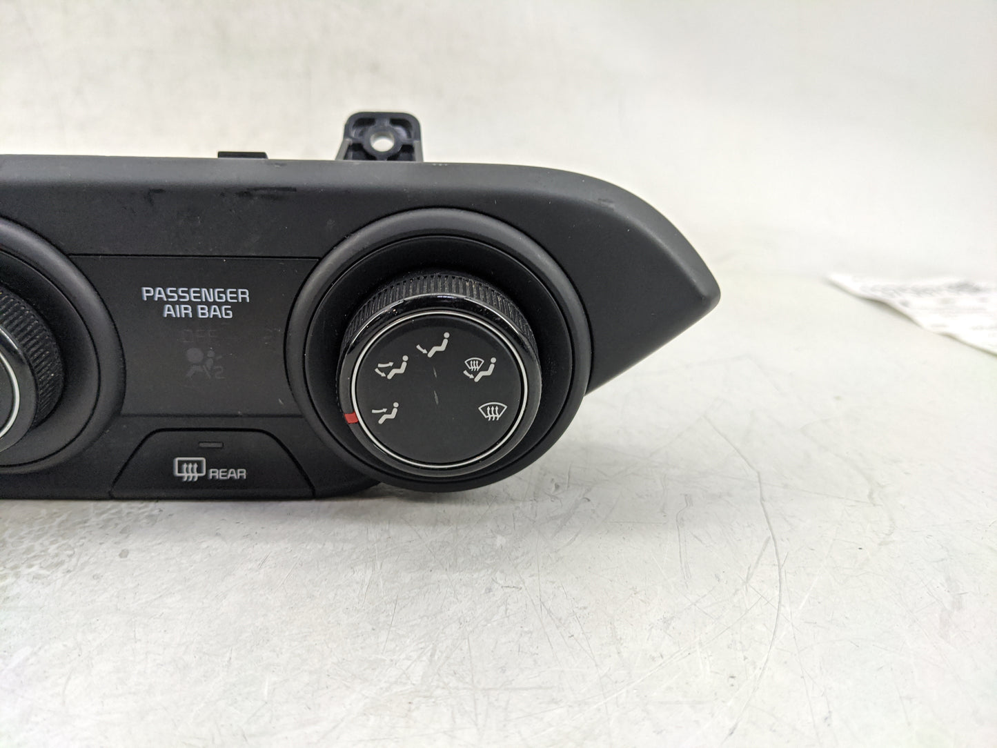2019-2021 Kia Forte Climate Control Module Temperature AC/Heater Replacement P/N:97250-M6XXX Fits Fits 2019 2020 2021 OEM Us