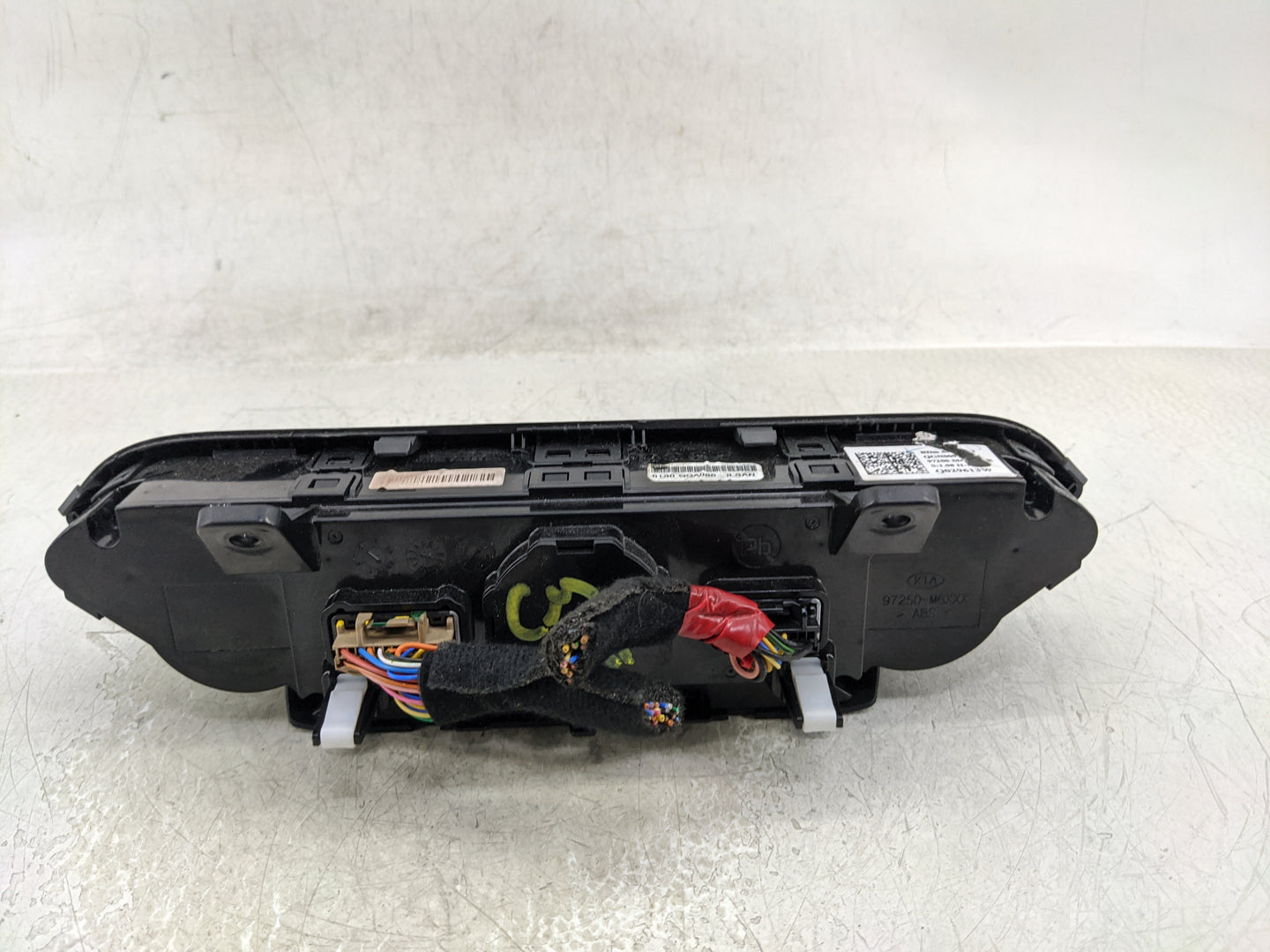 2019-2021 Kia Forte Climate Control Module Temperature AC/Heater Replacement P/N:Q029613W Fits Fits 2019 2020 2021 OEM Used 