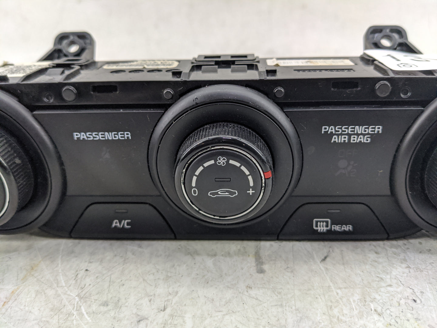 2019-2021 Kia Forte Climate Control Module Temperature AC/Heater Replacement P/N:97250M6120GBU Fits Fits 2019 2020 2021 OEM 