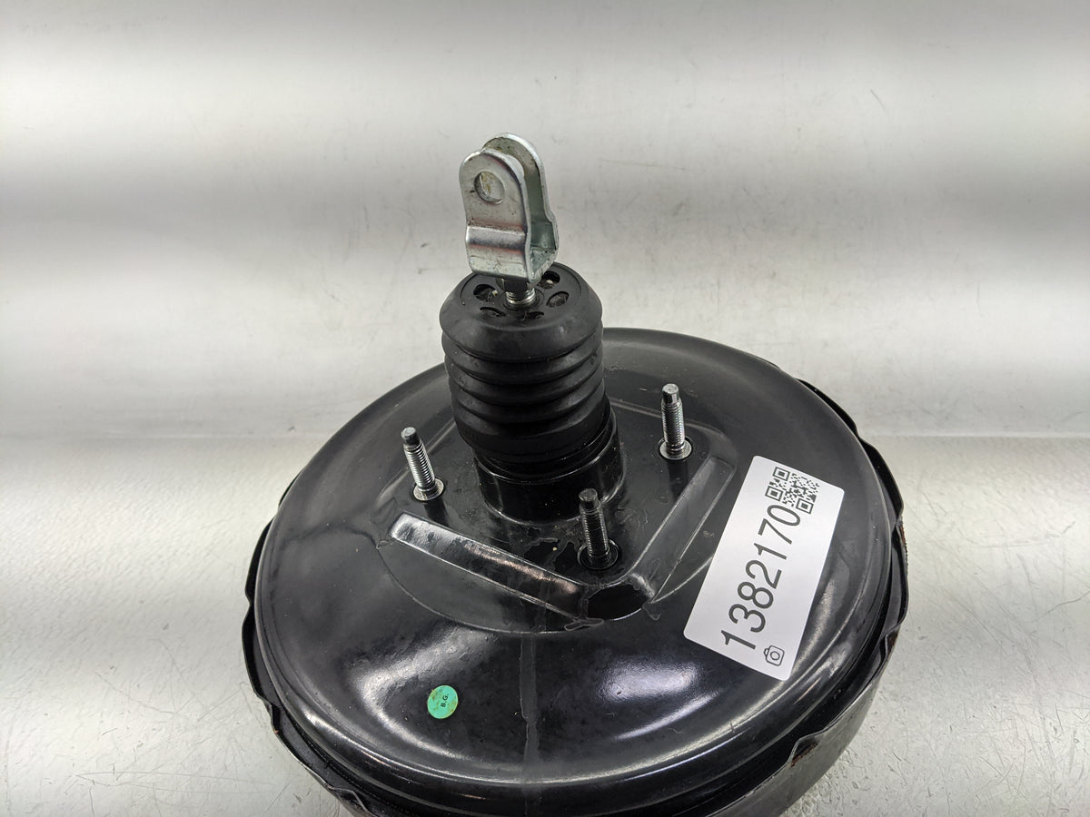 2019-2022 Kia Forte Power Brake Booster Oem 1382170 - Oemusedautoparts1.com