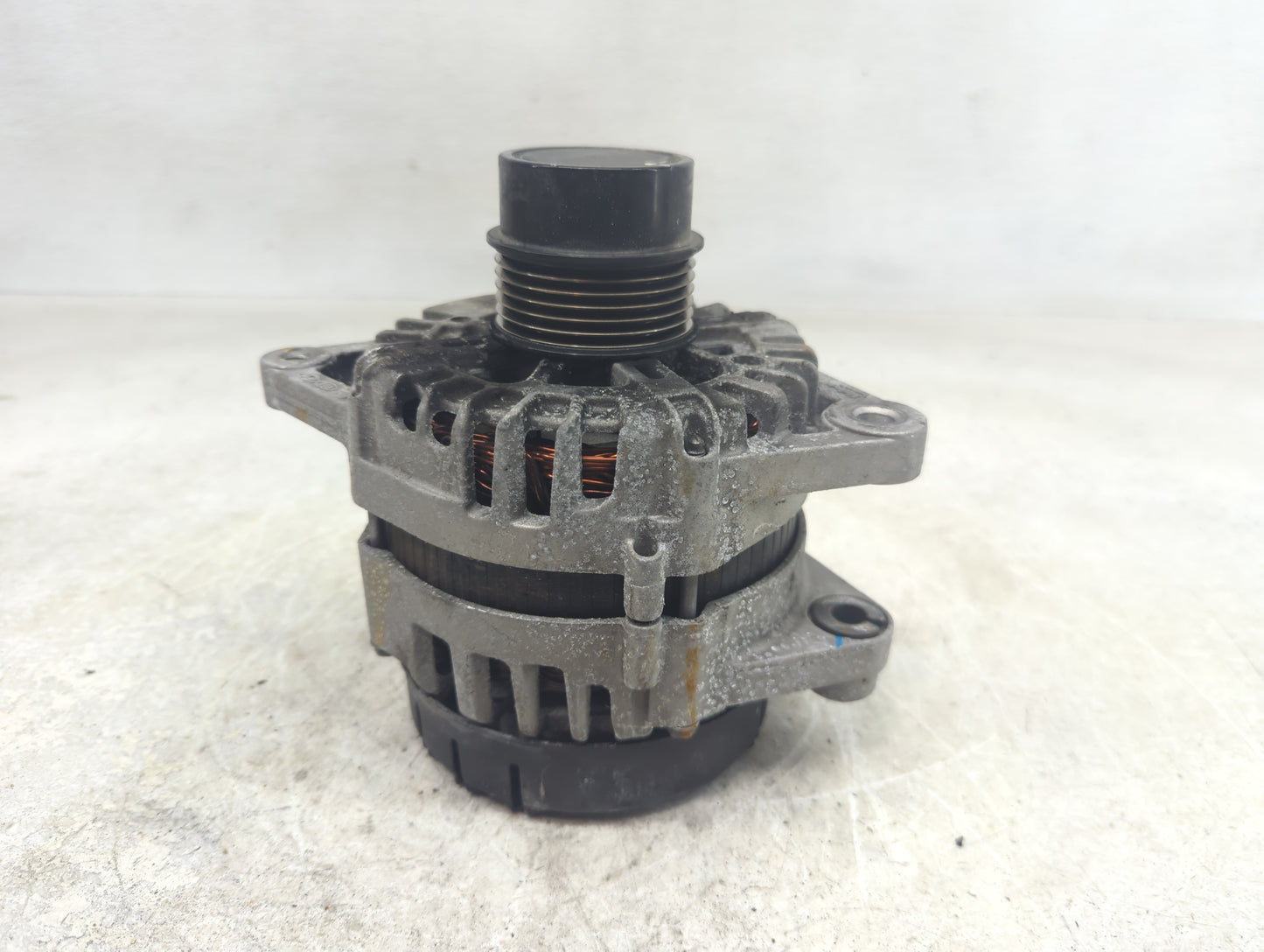 2020-2022 Kia Forte Alternator Replacement Generator Charging Assembly Engine OEM P/N:37300-2B960 Fits OEM Used Auto Parts -