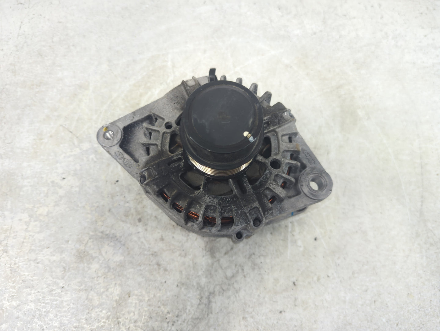 2020-2022 Kia Forte Alternator Replacement Generator Charging Assembly Engine OEM P/N:37300-2B960 Fits OEM Used Auto Parts -