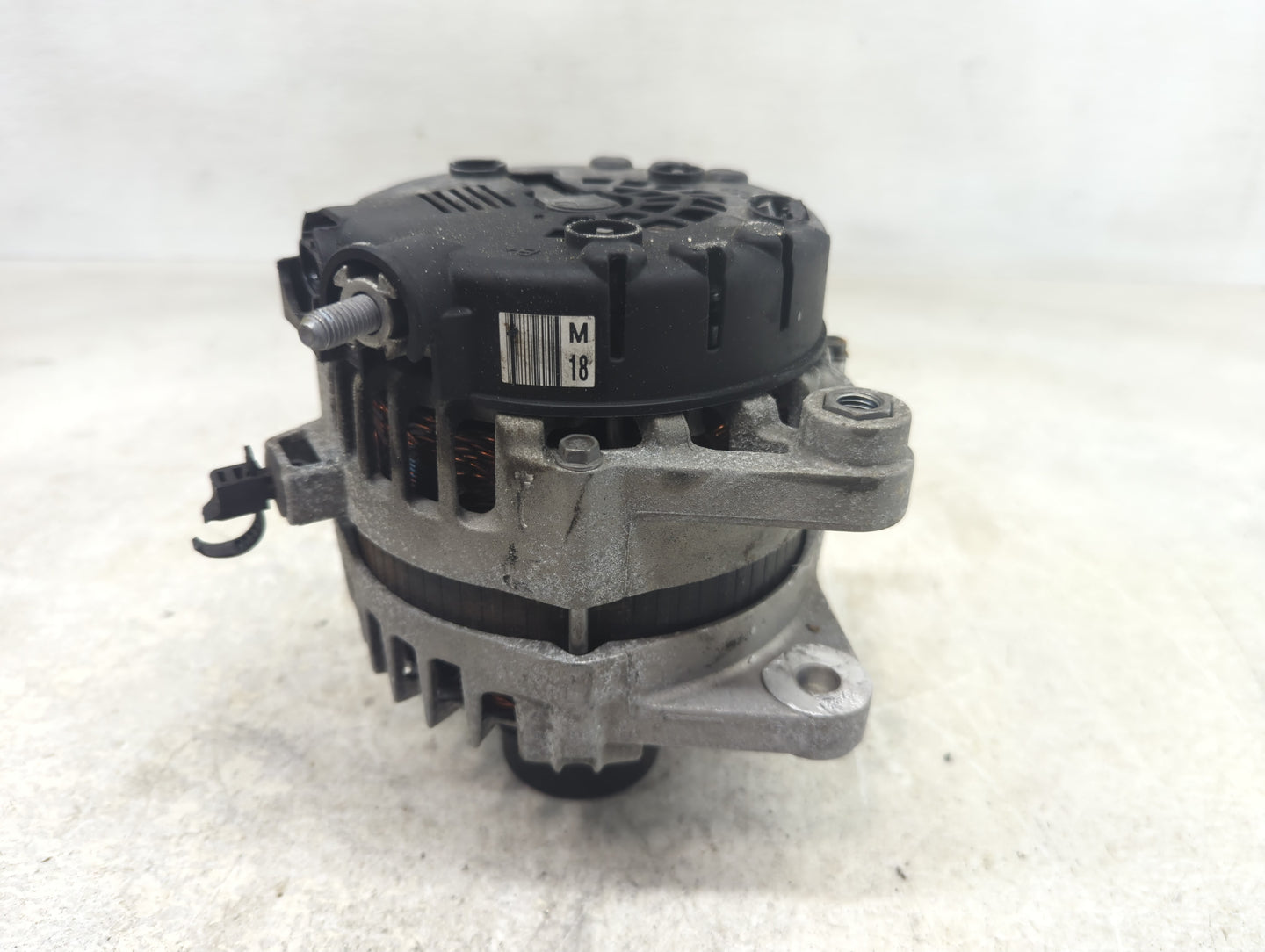 2020-2022 Kia Forte Alternator Replacement Generator Charging Assembly Engine OEM P/N:37300-2B960 Fits OEM Used Auto Parts -