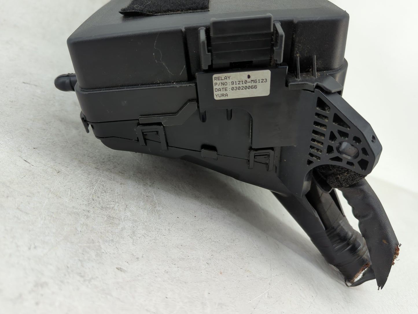 2021 Kia Forte Fusebox Fuse Box Panel Relay Module P/N:91210-M6123 Fits OEM Used Auto Parts - Oemusedautoparts1.com