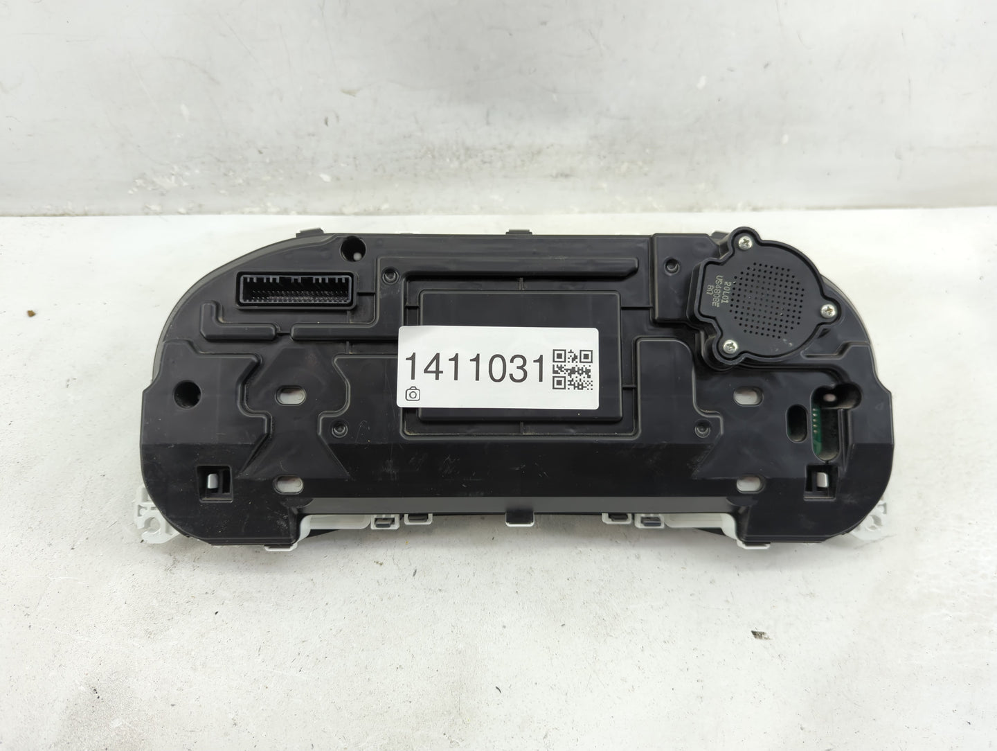 2019-2021 Kia Forte Instrument Cluster Speedometer Gauges P/N:94011-M7430 Fits Fits 2019 2020 2021 OEM Used Auto Parts - Oem