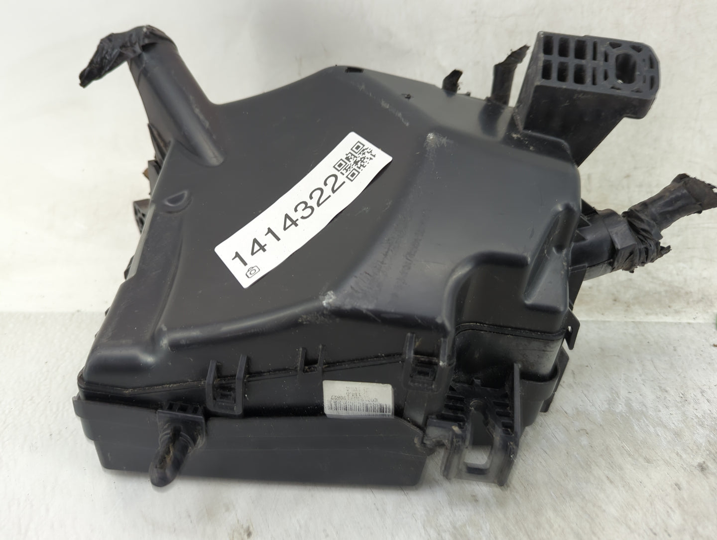 2021 Kia Forte Fusebox Fuse Box Panel Relay Module P/N:91431-M7192 Fits OEM Used Auto Parts - Oemusedautoparts1.com