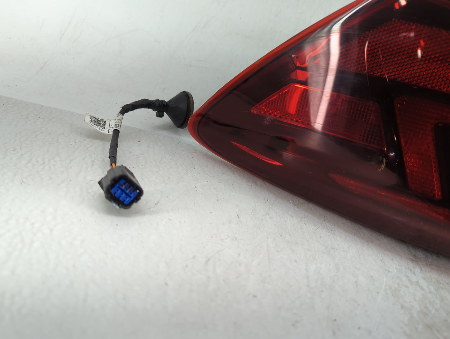 2019-2022 Kia Forte Tail Light Assembly Passenger Right OEM Fits Fits 2019 2020 2021 2022 OEM Used Auto Parts - Oemusedautop