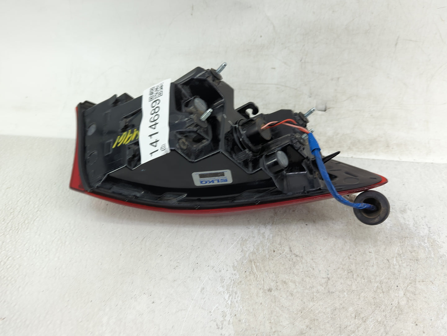 2019-2022 Kia Forte Tail Light Assembly Passenger Right OEM Fits Fits 2019 2020 2021 2022 OEM Used Auto Parts - Oemusedautop