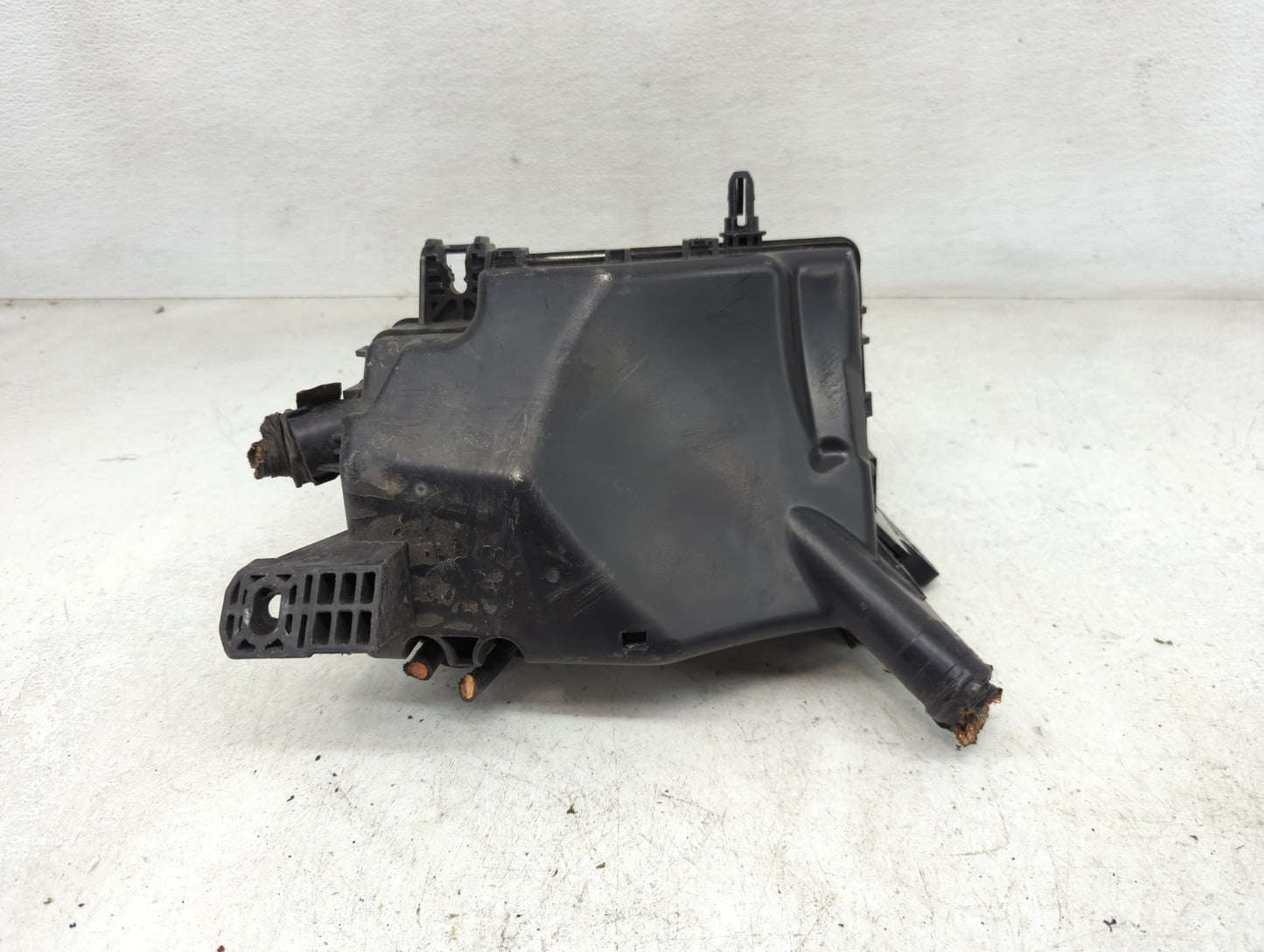 2021 Kia Forte Fusebox Fuse Box Panel Relay Module P/N:91956-M7020 Fits OEM Used Auto Parts - Oemusedautoparts1.com