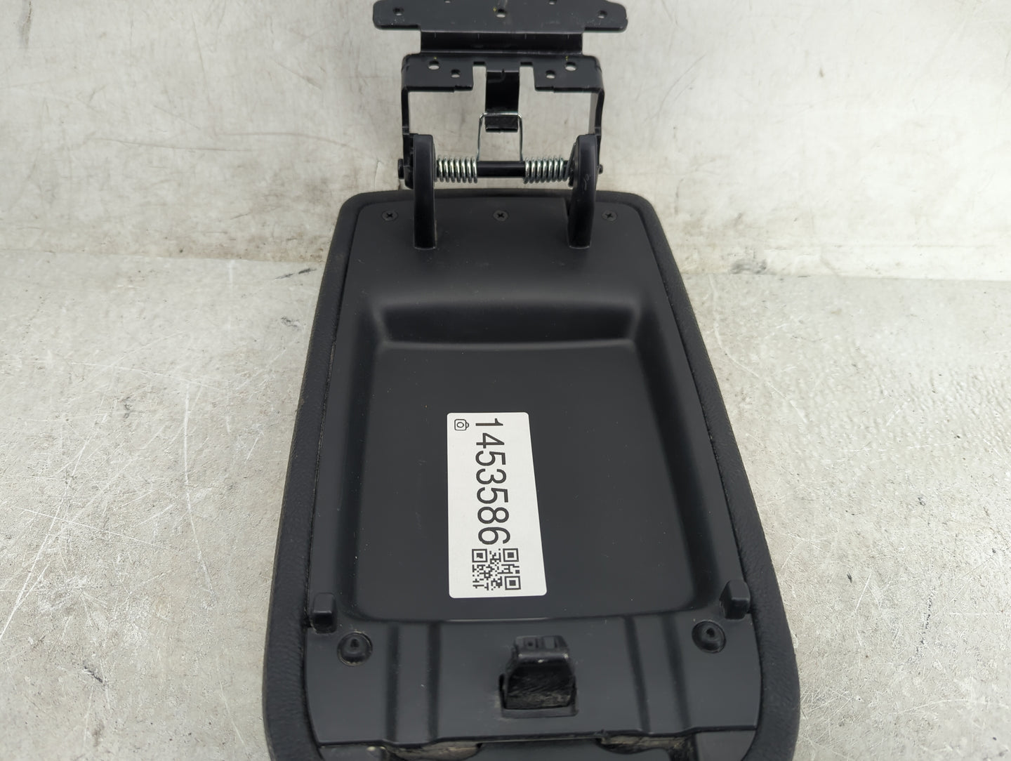 2021 Kia Forte Center Console Armrest Cover Lid Fits OEM Used Auto Parts - Oemusedautoparts1.com