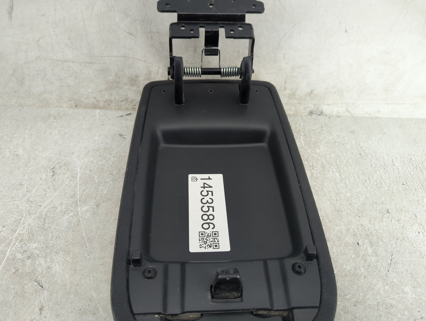 2021 Kia Forte Center Console Armrest Cover Lid Fits OEM Used Auto Parts - Oemusedautoparts1.com