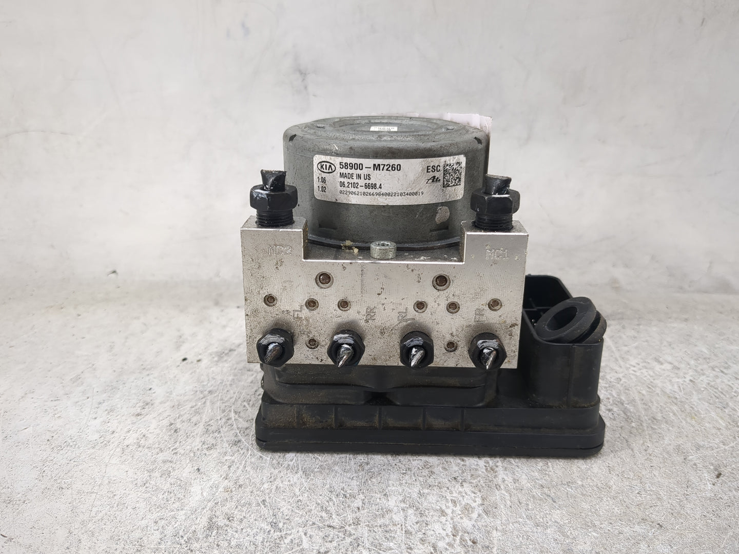 2019-2021 Kia Forte ABS Pump Control Module Replacement P/N:58900-M7260 06.2102-6698.4 Fits Fits 2019 2020 2021 OEM Used Aut