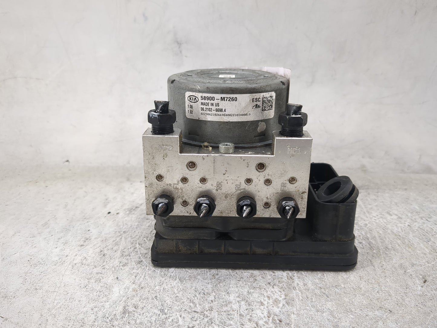 2019-2021 Kia Forte ABS Pump Control Module Replacement P/N:58900-M7260 06.2102-6698.4 Fits Fits 2019 2020 2021 OEM Used Aut