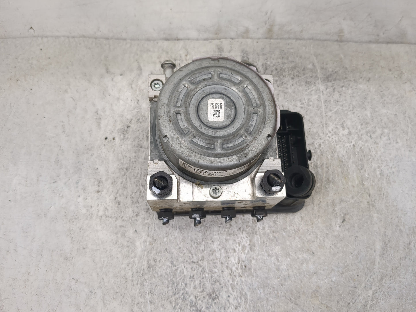 2019-2021 Kia Forte ABS Pump Control Module Replacement P/N:58900-M7260 06.2102-6698.4 Fits Fits 2019 2020 2021 OEM Used Aut