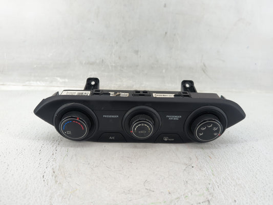 2019-2021 Kia Forte Climate Control Module Temperature AC/Heater Replacement P/N:97250-M6130GBU Fits Fits 2019 2020 2021 OEM