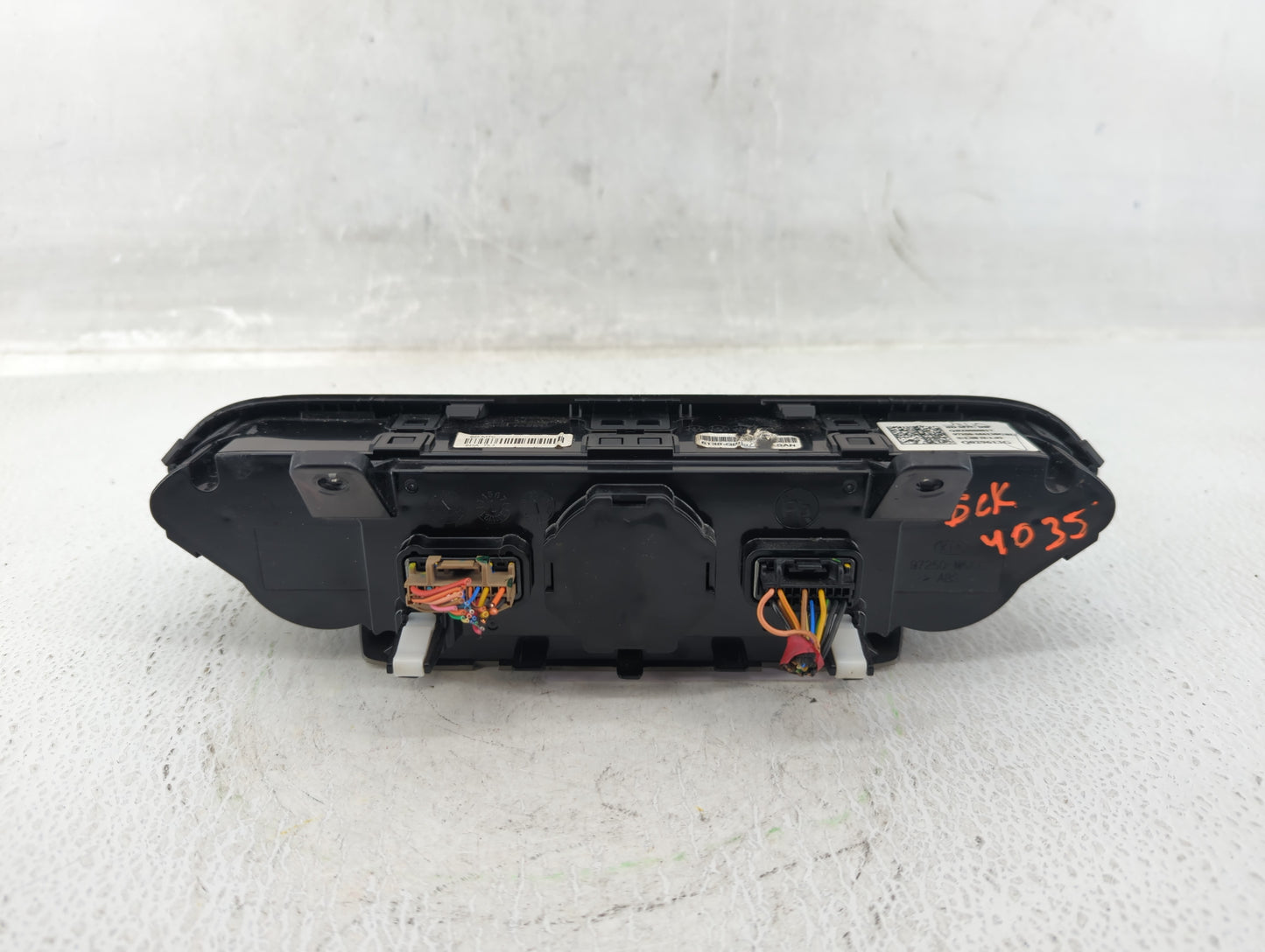 2019-2021 Kia Forte Climate Control Module Temperature AC/Heater Replacement P/N:97250-M6130GBU Fits Fits 2019 2020 2021 OEM