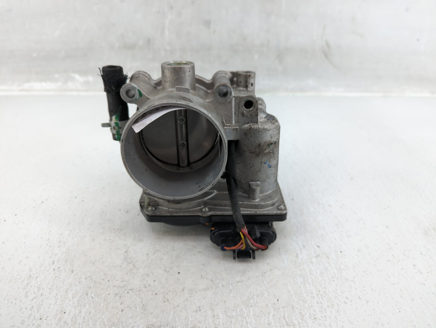 2020-2022 Kia Forte Throttle Body P/N:6100 12D16 E1944 35100-2E710 Fits Fits 2020 2021 2022 OEM Used Auto Parts - Oemusedaut
