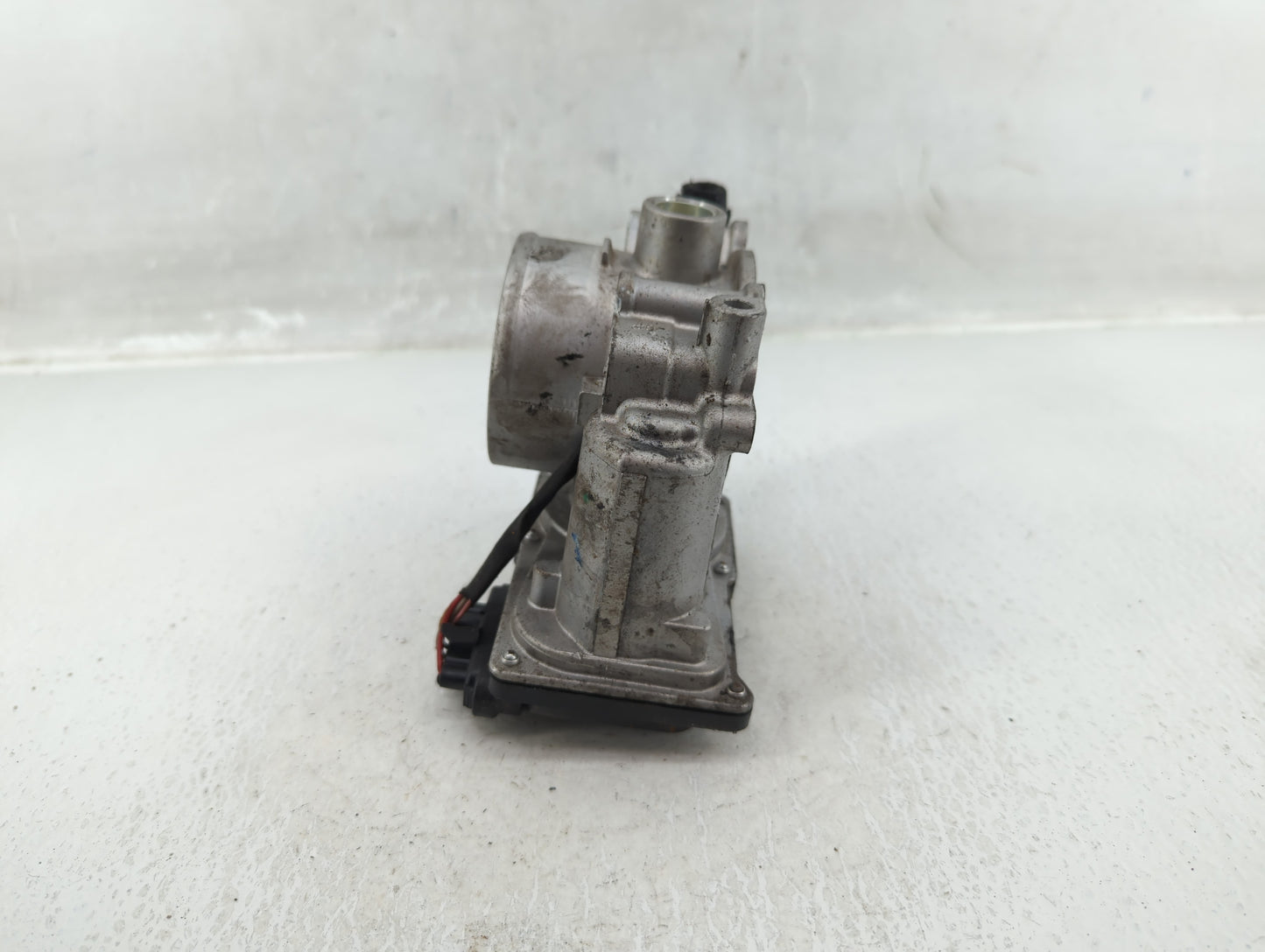 2020-2022 Kia Forte Throttle Body P/N:6100 12D16 E1944 35100-2E710 Fits Fits 2020 2021 2022 OEM Used Auto Parts - Oemusedaut