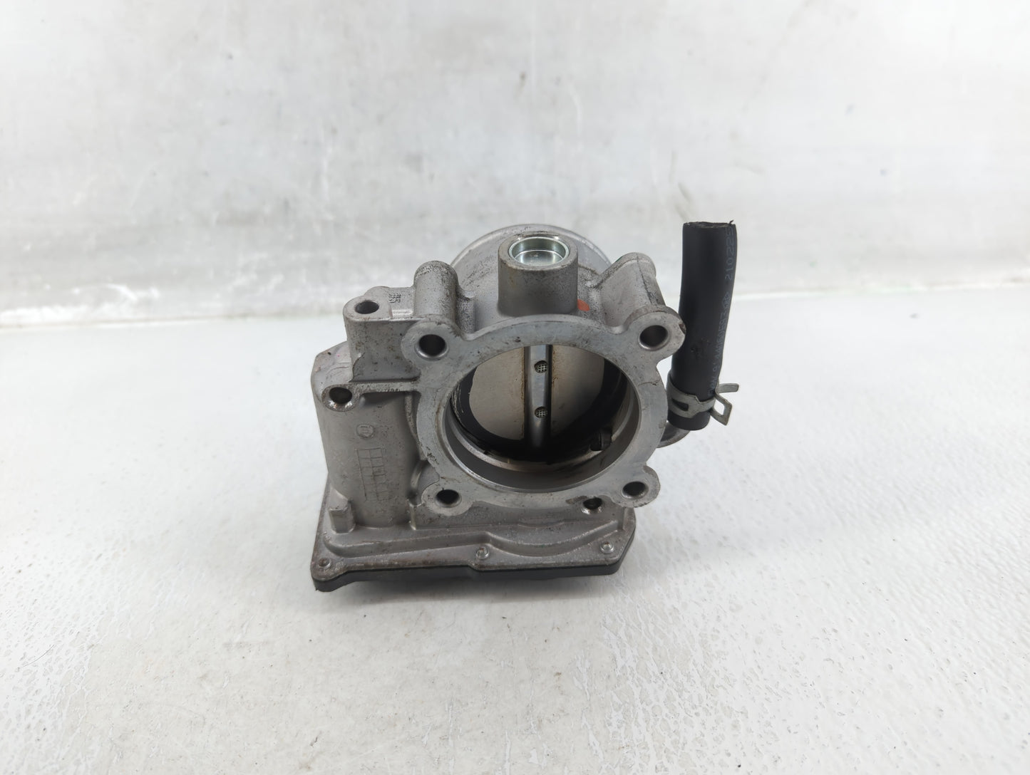 2020-2022 Kia Forte Throttle Body P/N:35100-2E710 RME60-21 Fits Fits 2020 2021 2022 OEM Used Auto Parts - Oemusedautoparts1.