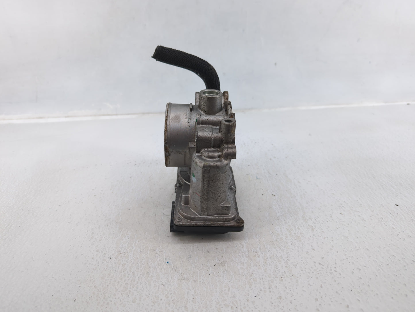 2020-2022 Kia Forte Throttle Body P/N:6100 08D25 35100-2E710 Fits Fits 2020 2021 2022 OEM Used Auto Parts - Oemusedautoparts