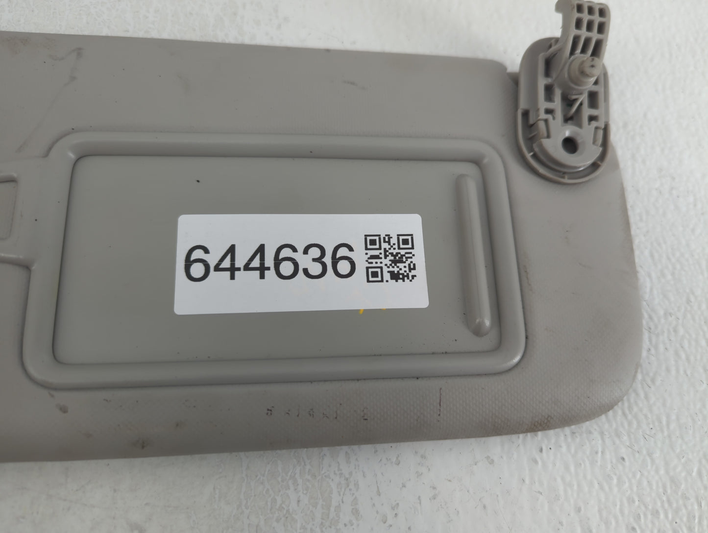 2019-2021 Kia Forte Sun Visor Shade Replacement Passenger Right Mirror Fits Fits 2019 2020 2021 OEM Used Auto Parts - Oemuse