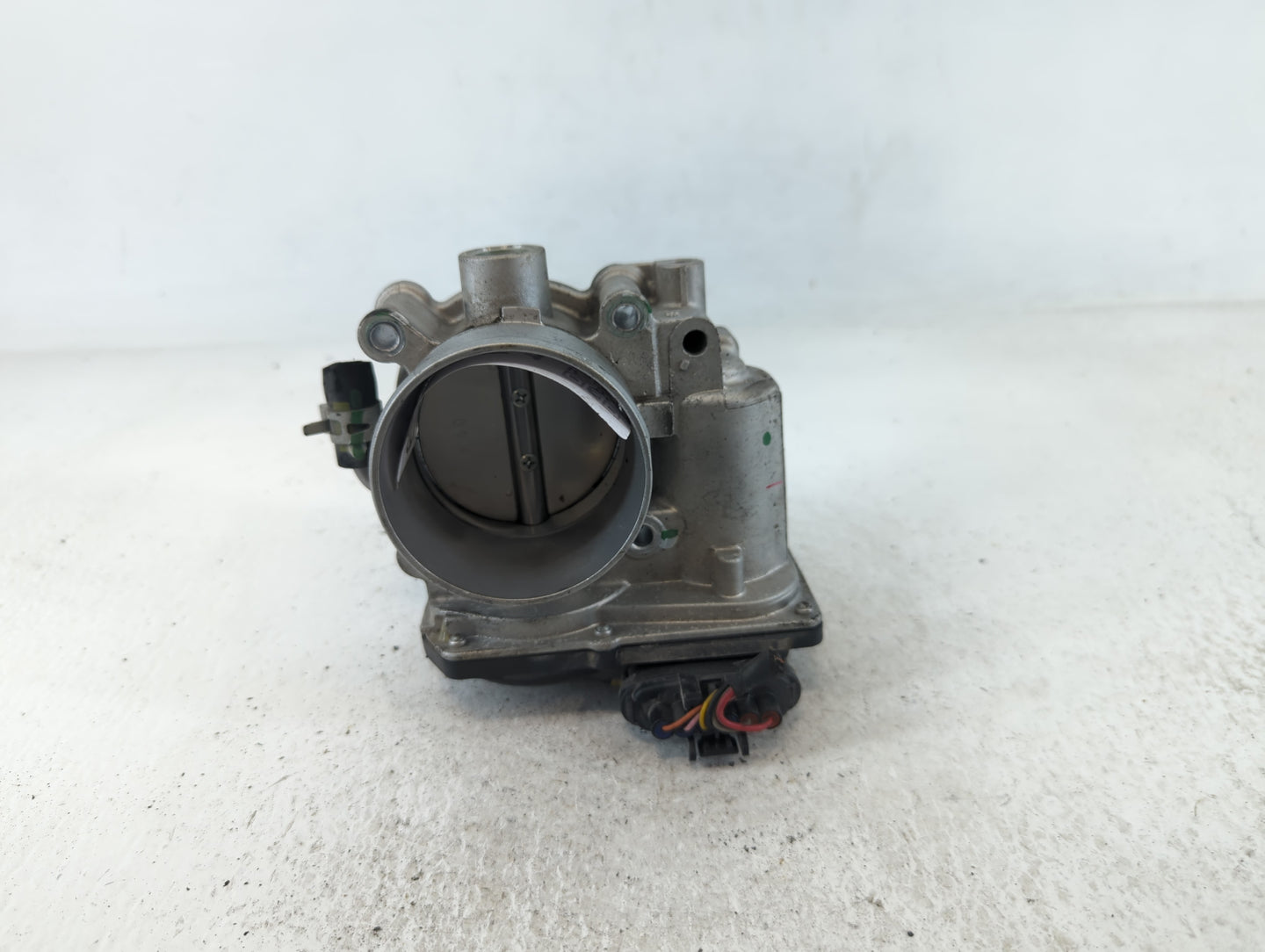 2020-2022 Kia Forte Throttle Body P/N:35100-2E710 Fits Fits 2020 2021 2022 OEM Used Auto Parts - Oemusedautoparts1.com